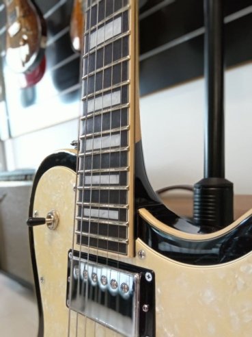 D'Angelico Premier Atlantic Black Flake Chitarra Elettrica Solid Body