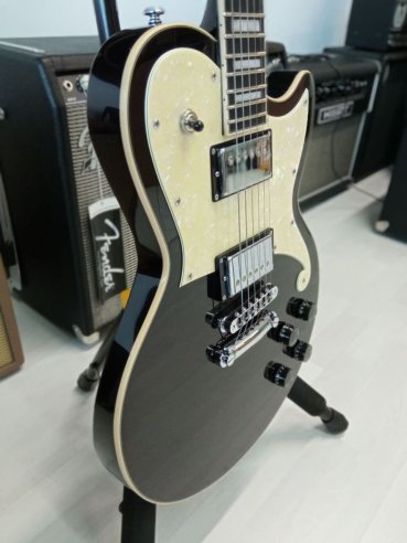 D'Angelico Premier Atlantic Black Flake Chitarra Elettrica Solid Body