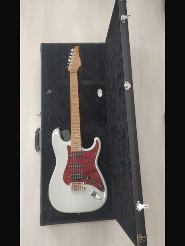 Suhr Classis S Limited Edition Paulownia MP SB Trans Sonic Blue Chitarra Elettrica