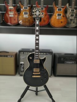 Gibson Les Paul Custom Ebony 2