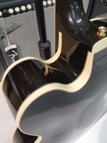 Gibson Super 400 CES