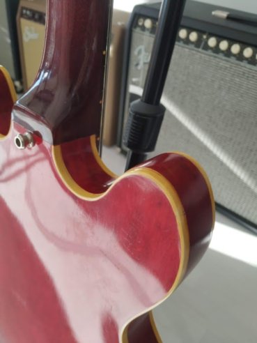 Gibson EB 2D Cherry 1968