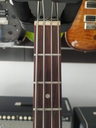 Gibson EB 2D Cherry 1968