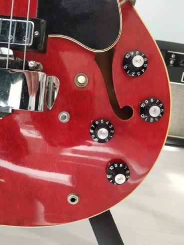 Gibson EB 2D Cherry 1968