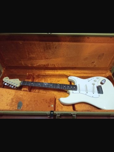 Fender Jeff Beck Artist Series Stratocaster Olimpic White 2015