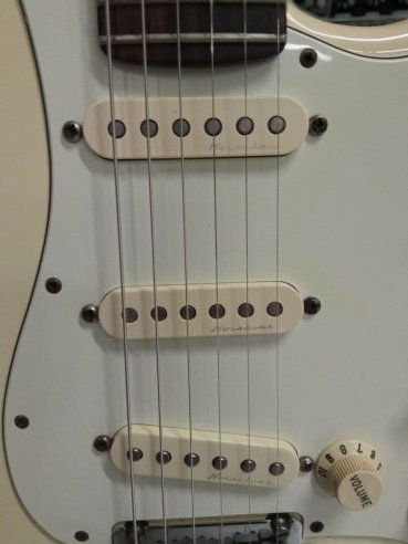 Fender Jeff Beck Artist Series Stratocaster Olimpic White 2015