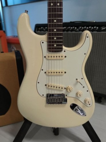 Fender Jeff Beck Artist Series Stratocaster Olimpic White 2015
