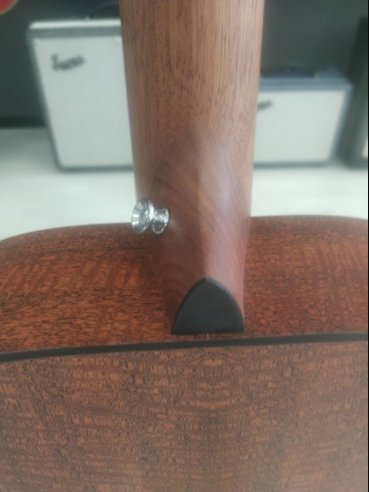 Martin 000-X2E 01 Sitka/Mahogany Chitarra  Folk Elettrificata w/gigbag