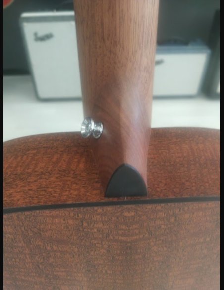 Martin 000-X2E 01 Sitka/Mahogany Chitarra  Folk Elettrificata w/gigbag