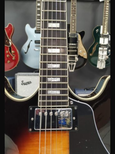 Sire H7 VS Larry Carlton Vintage Sunburst