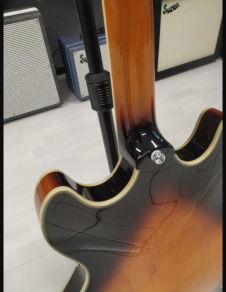 Sire H7 VS Larry Carlton Vintage Sunburst
