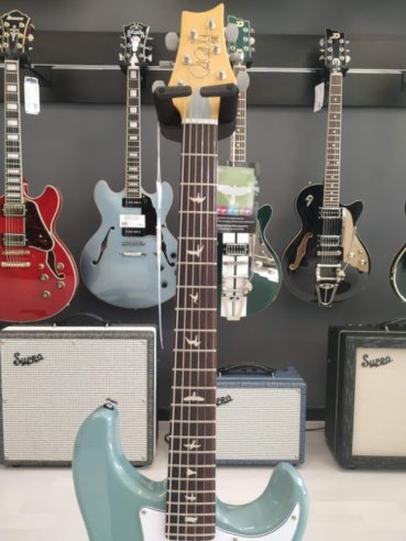 PRS SE Silver Sky Stone Blue