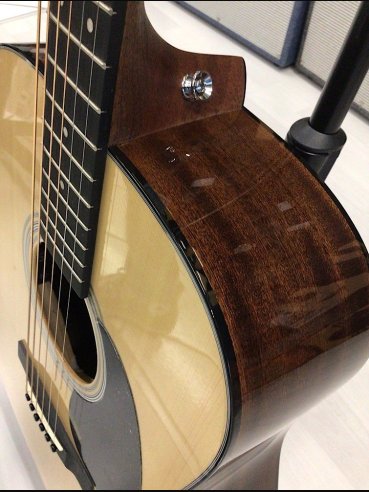 Martin D-12E Sitka/Sapele Gloss Folk Elettrificata w/soft shell