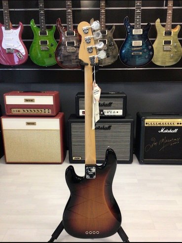 Fender American Standard Precision Bass Rosewood Fingerboard 3 Color Sunburst