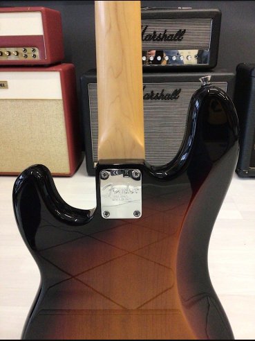 Fender American Standard Precision Bass Rosewood Fingerboard 3 Color Sunburst