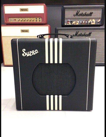 Supro Delta King 10 Tw  Black & Cream Combo Valve Amp