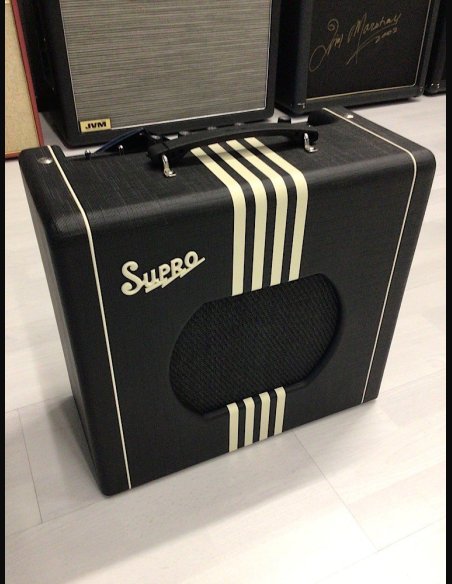 Supro Delta King 10 Tw  Black & Cream Combo Valve Amp