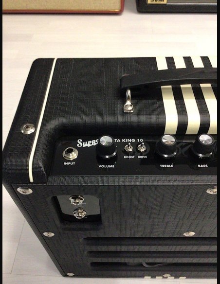 Supro Delta King 10 Tw  Black & Cream Combo Valve Amp
