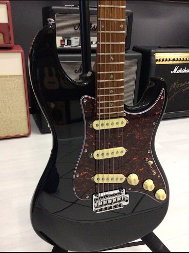 Sire S7 Vintage BLK Black