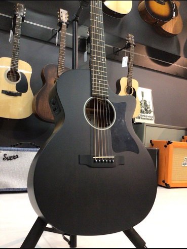 Sigmaguitars GMC-STE BKB Serie ST OM Blakburst Cutaway