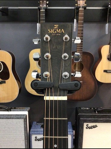 Sigmaguitars GMC-STE BKB Serie ST OM Blakburst Cutaway