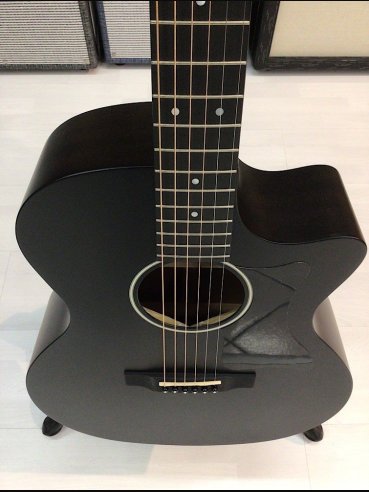 Sigmaguitars GMC-STE BKB Serie ST OM Blakburst Cutaway