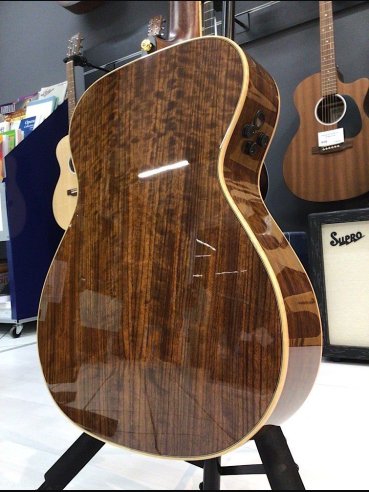 Eko MIA A400E Chitarra Folk Elettrificata