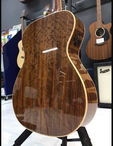 Eko MIA A400E Chitarra Folk Elettrificata