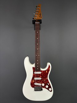 Suhr Scott Henderson Signature Classic Seafoam OWN 2