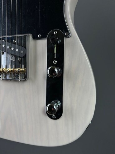 Suhr Classic T MP SS Traspared White