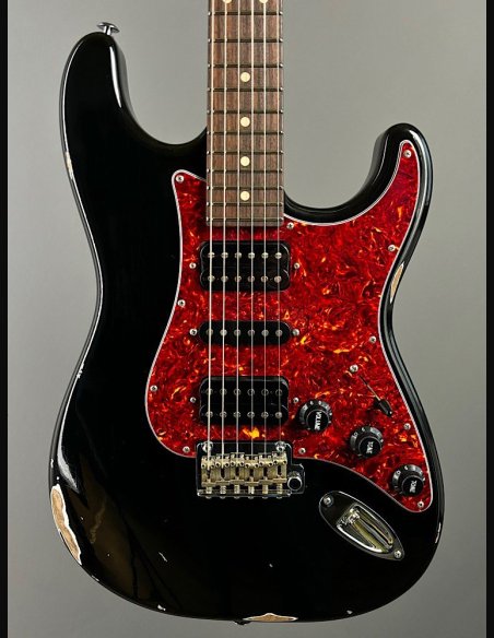 Suhr Classic S Antique RW HSH Flame Maple Neck Black