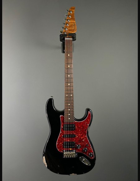 Suhr Classic S Antique RW HSH Flame Maple Neck Black