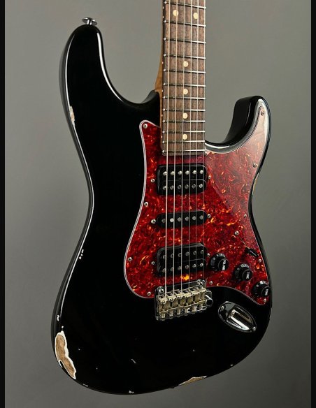 Suhr Classic S Antique RW HSH Flame Maple Neck Black