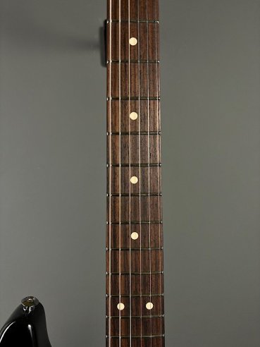 Suhr Classic S Antique RW HSH Flame Maple Neck Black