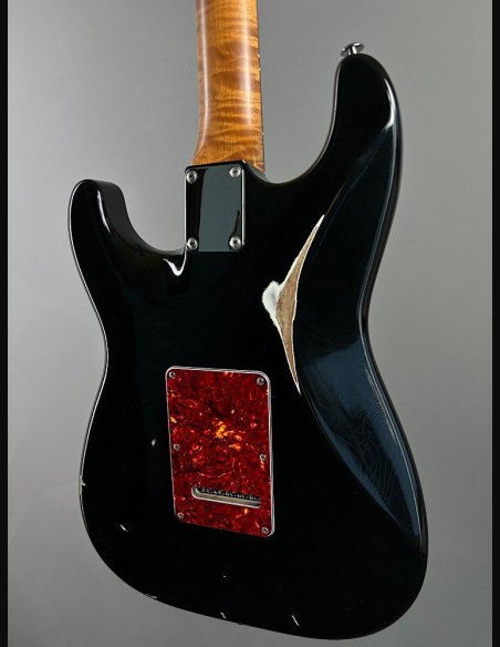 Suhr Classic S Antique RW HSH Flame Maple Neck Black