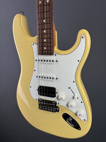 Suhr Classic S Antique RW HSS Vintage Yellow