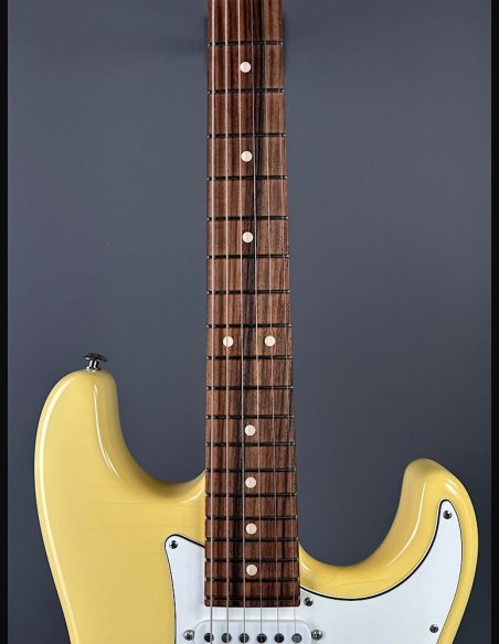 Suhr Classic S Antique RW HSS Vintage Yellow