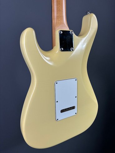 Suhr Classic S Antique RW HSS Vintage Yellow