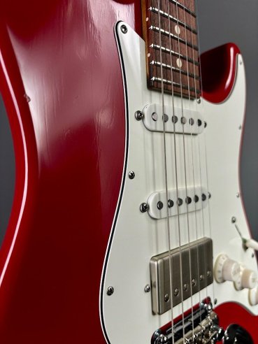 Suhr Classic S Custom Limited Edition RW Roasted Dakota Red HSS