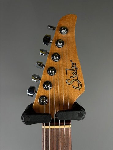 Suhr Classic S Custom Limited Edition RW Roasted Dakota Red HSS