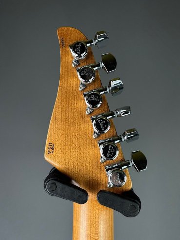 Suhr Classic S Custom Limited Edition RW Roasted Dakota Red HSS