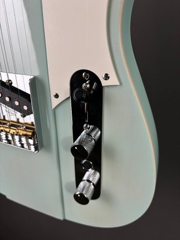 Reverend Greg Koch Gristle TBL