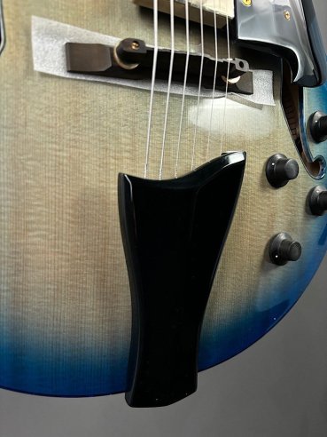 Ibanez AFC155 -JBB Jet Blue Burst Chitarra Semiacustica