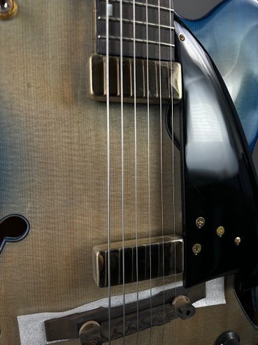 Ibanez AFC155 -JBB Jet Blue Burst Chitarra Semiacustica