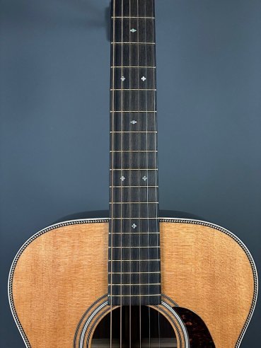 Martin 00-28 Modern Deluxe sn: M2588485