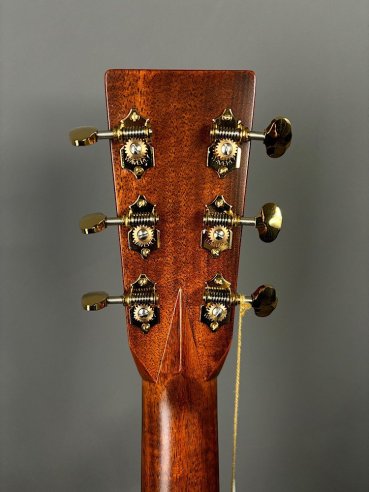 Martin 00-28 Modern Deluxe sn: M2588485