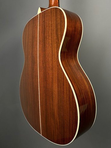 Martin 000-28EC Vintage Series
