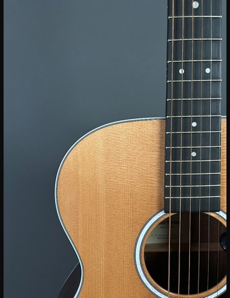 Martin 000-13E Siris Road Series Chitarra Folk Elettrificata w/Soft Shell