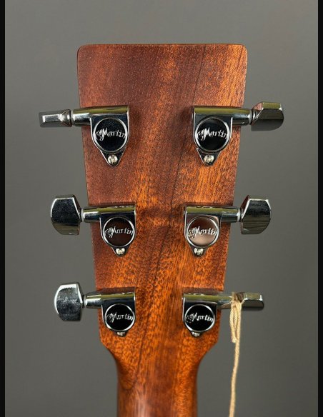 Martin 000-13E Siris Road Series Chitarra Folk Elettrificata w/Soft Shell