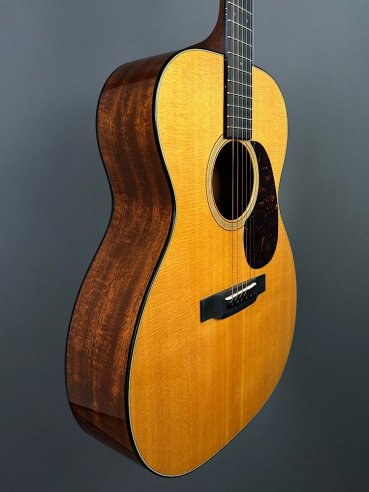 Martin 000-18 NEW Chitarra Folk